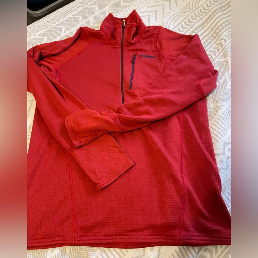 Patagonia R1 quarter zip